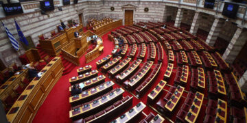 Ποιες είναι οι διαδικασίες για την άρση της βουλευτικής ασυλίας