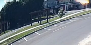 Βραζιλία: Ιδιωτικό αεροσκάφος συνετρίβη σε εστιατόριο στην πόλη Καπάο ντα Κανόα - Τέσσερις νεκροί