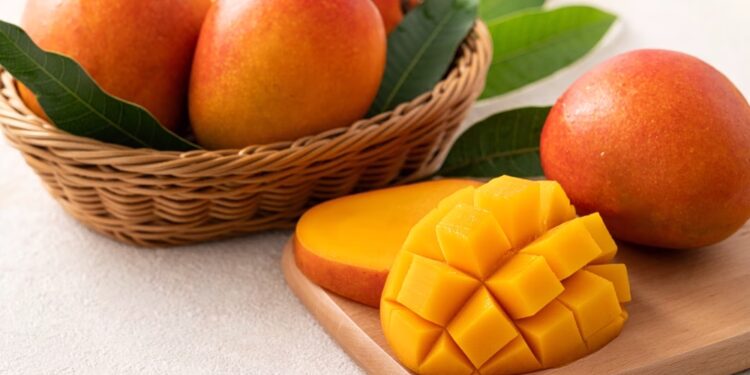 Μάνγκο και αβοκάντο: Δύο εξωτικά φρούτα που θωρακίζουν τη καρδιά