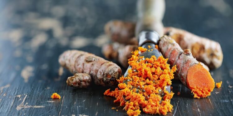 Κουρκουμάς: Τα πολλαπλά οφέλη του για την υγεία μας