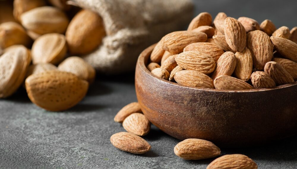 Αμύγδαλα, καρύδια και φιστίκια: Οι πιο θρεπτικοί ξηροί καρποί για τα καθημερινά σας σνακ