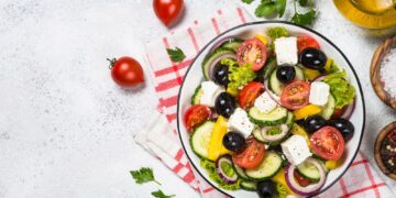 Πως η μεσογειακή διατροφή προστατεύει από εγκεφαλικό