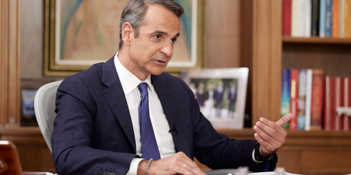 Τα μηνύματα στο "διάγγελμα" Μητσοτάκη: Από το ασυμβίβαστο έως το 2027