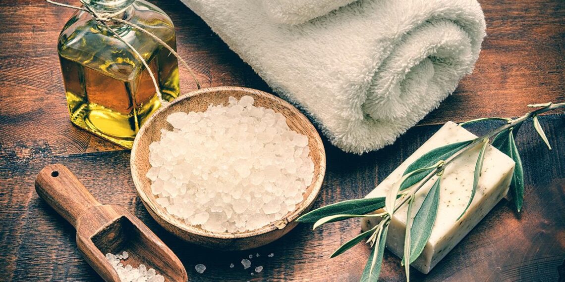 Ελαιόλαδο: Τα οφέλη που έχει στο δέρμα