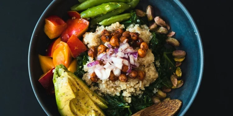 10 εύκολες και πρακτικές λύσεις για υγιεινά βραδινά σε 10 λεπτά