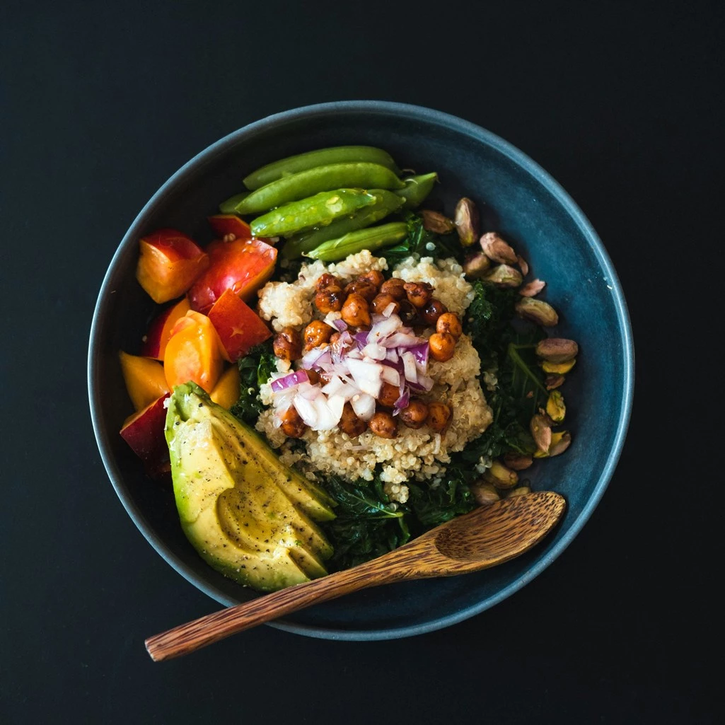 10 εύκολες και πρακτικές λύσεις για υγιεινά βραδινά σε 10 λεπτά