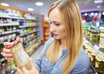 Πώς να διαβάζεις σωστά τις ετικέτες τροφίμων