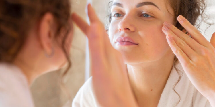 Πώς να περιποιηθείς σωστά την ευαίσθητη επιδερμίδα χωρίς ερεθισμούς