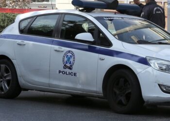 Πάτρα: Συνελήφθη 43χρονη μετά από καταγγελία για εκβιασμό με απειλή ψευδούς καταγγελίας βιασμού