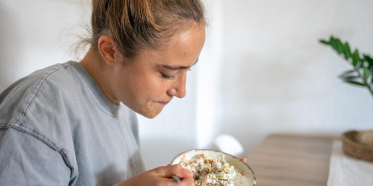 Πώς να τρώτε πιο συνειδητά (Mindful Eating)
