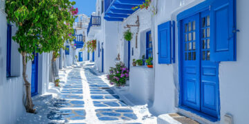 Buying Property in Greece: The Complete Guide for Homebuyers and Foreign Investors